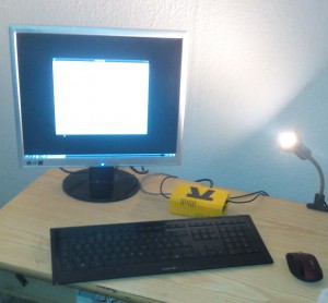 Test setup of the Banana Pi in its new case as graphical terminal with USB HID devices and DVI display attached.